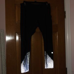 Lululemon Tight Stuff Tight